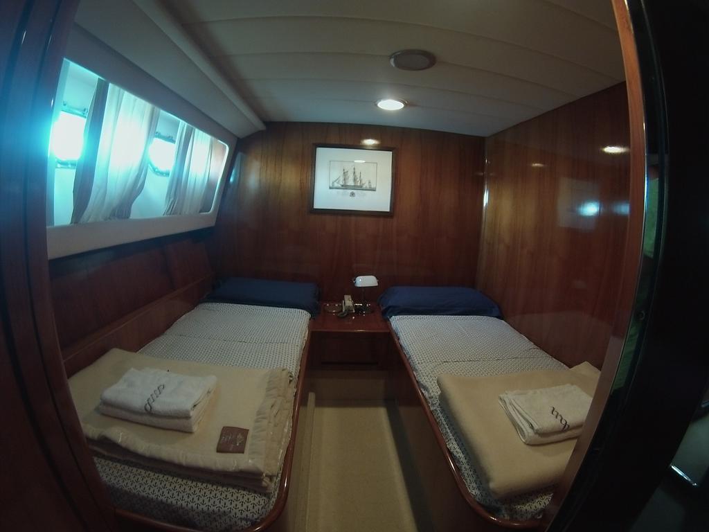 Riviera Boat Resort La Spezia Habitación foto